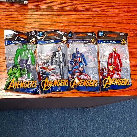 Cute action figures - Picture 1 of 5